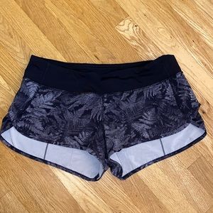 lululemon Speed Shorts leaves style size 10